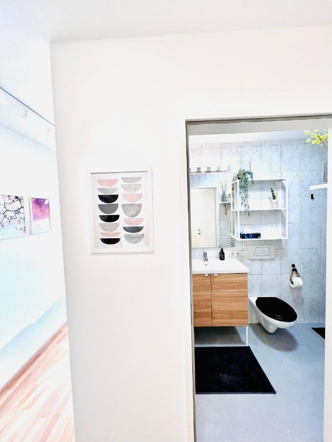 Flair Apartments Vorarlberg - Stilvolles Wohnen Nahe Bodensee & Alpen - Kueche, Balkon & Gratis Parkplatz Bregenz Buitenkant foto