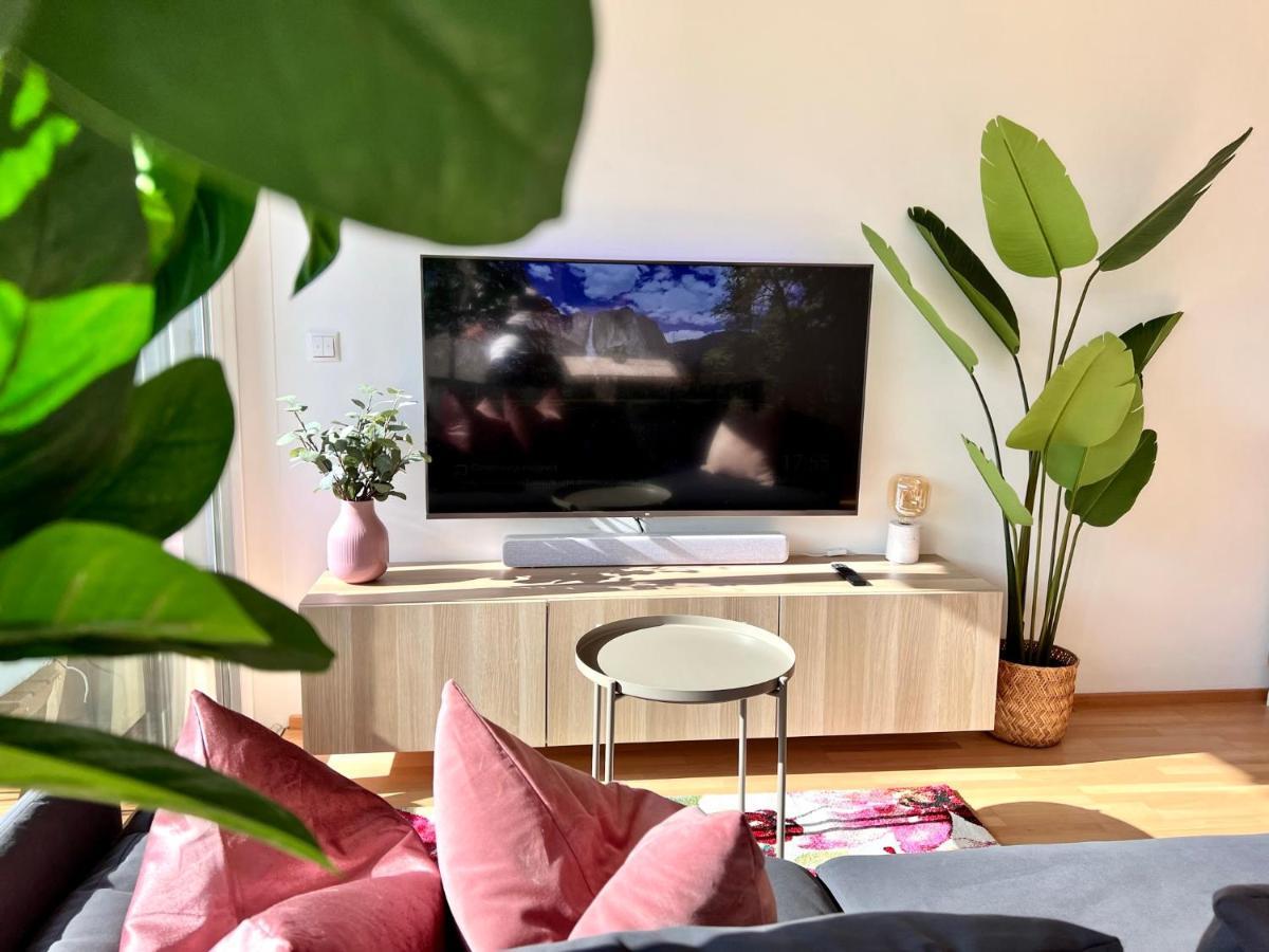 Flair Apartments Vorarlberg - Stilvolles Wohnen Nahe Bodensee & Alpen - Kueche, Balkon & Gratis Parkplatz Bregenz Buitenkant foto