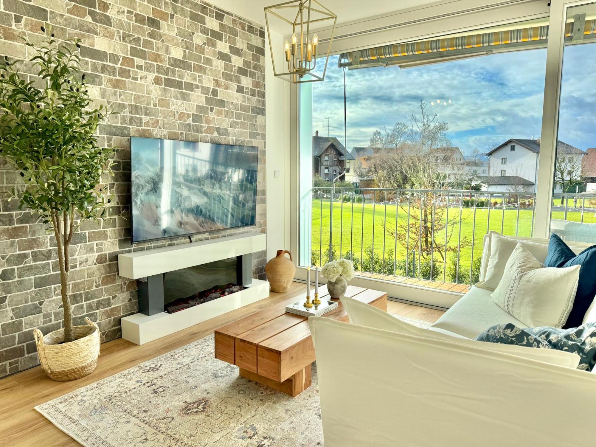 Flair Apartments Vorarlberg - Stilvolles Wohnen Nahe Bodensee & Alpen - Kueche, Balkon & Gratis Parkplatz Bregenz Buitenkant foto