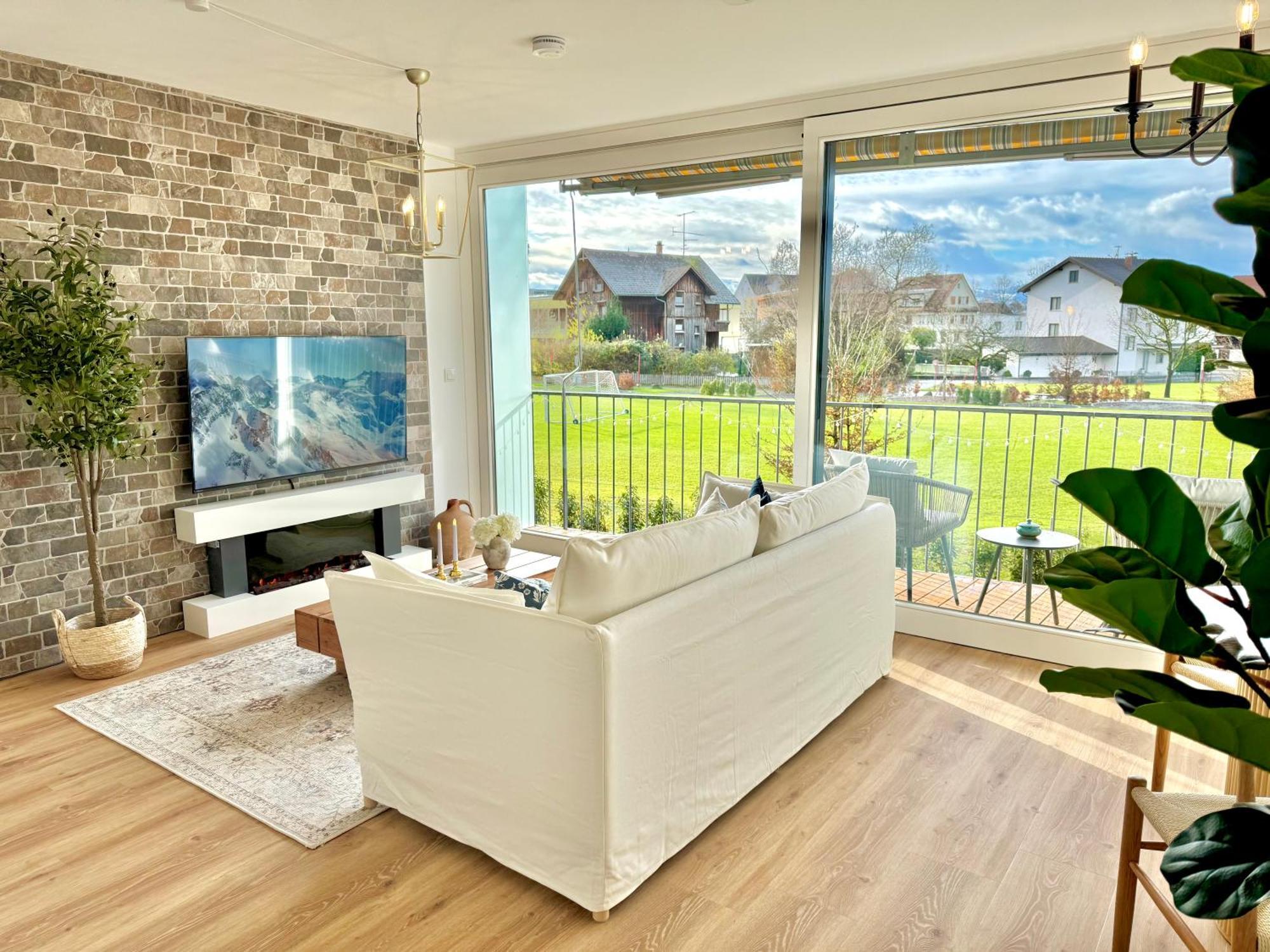 Flair Apartments Vorarlberg - Stilvolles Wohnen Nahe Bodensee & Alpen - Kueche, Balkon & Gratis Parkplatz Bregenz Buitenkant foto