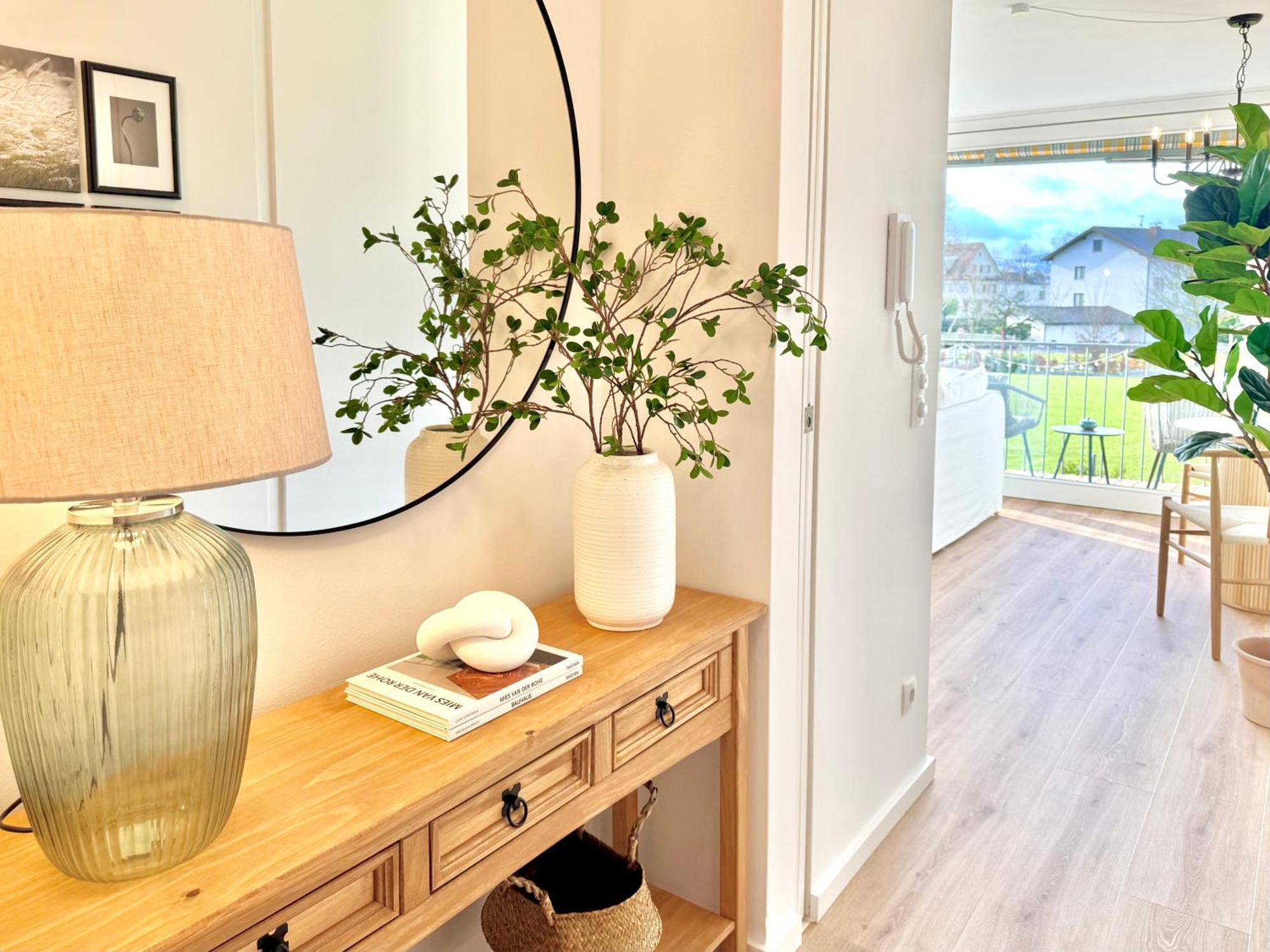 Flair Apartments Vorarlberg - Stilvolles Wohnen Nahe Bodensee & Alpen - Kueche, Balkon & Gratis Parkplatz Bregenz Buitenkant foto