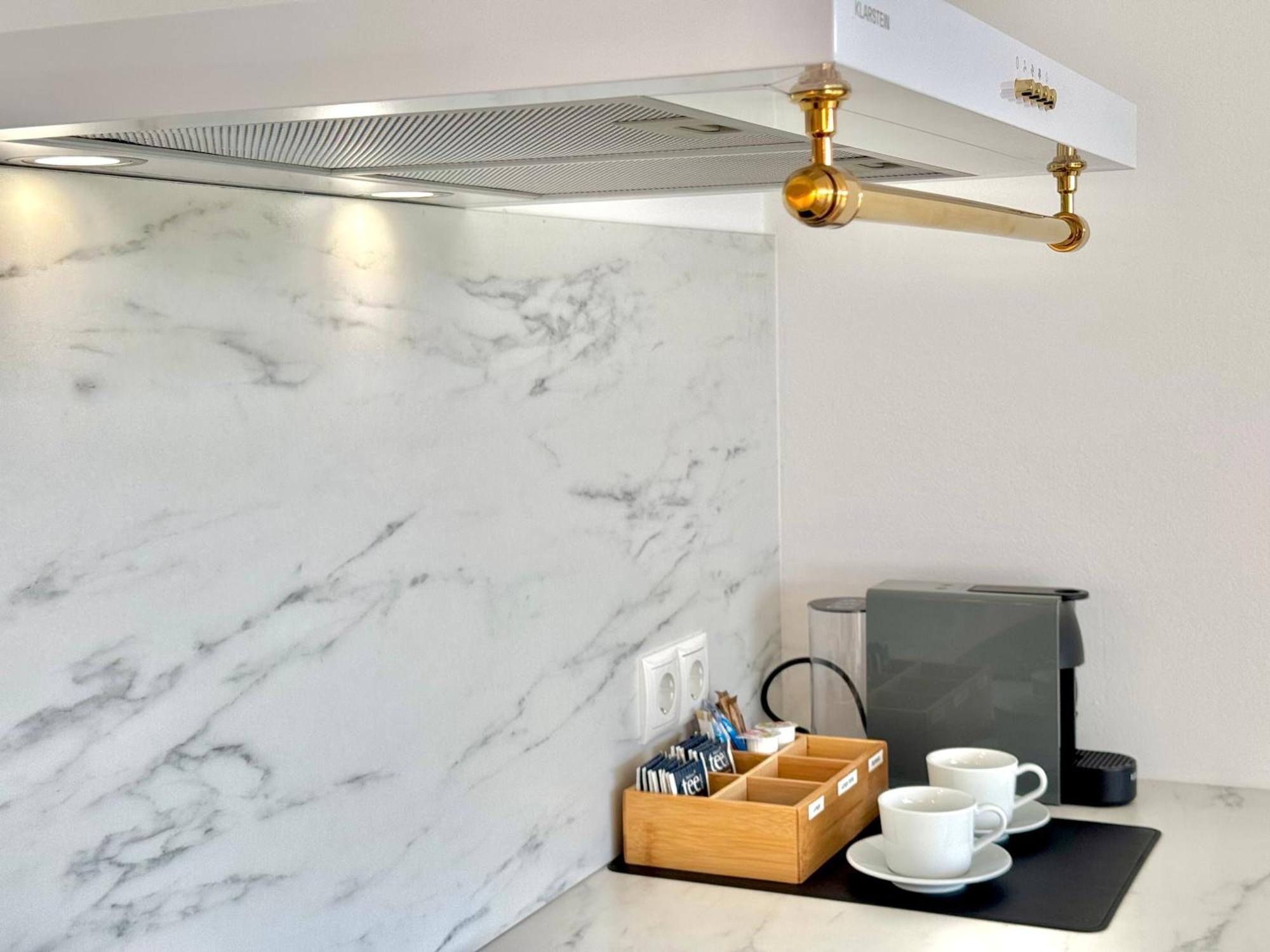 Flair Apartments Vorarlberg - Stilvolles Wohnen Nahe Bodensee & Alpen - Kueche, Balkon & Gratis Parkplatz Bregenz Buitenkant foto